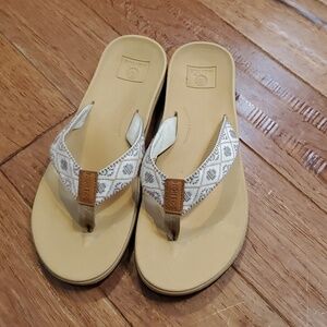High Tide Mosaic Comfort flip flops
